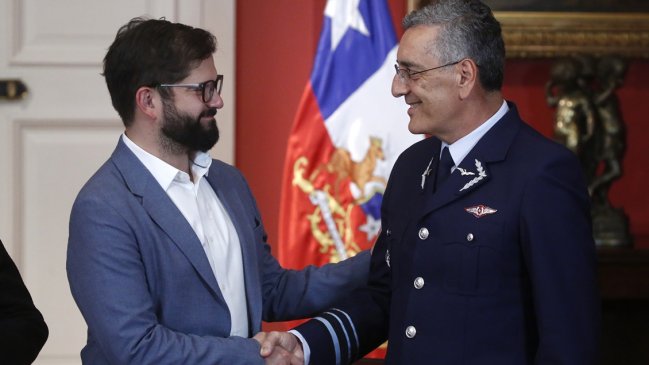  Presidente designó a Hugo Rodríguez como nuevo comandante en jefe de la FACh  