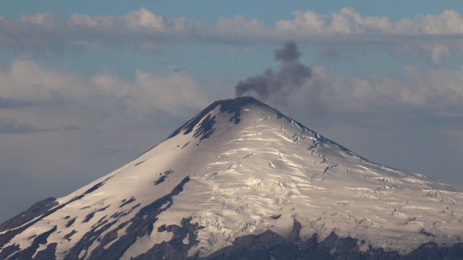  Volcán Villarrica mantiene en alerta a los habitantes de la zona tras seguidilla de sismos  