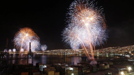  Valparaíso se alista para la tradicional celebración de Año Nuevo en el mar  