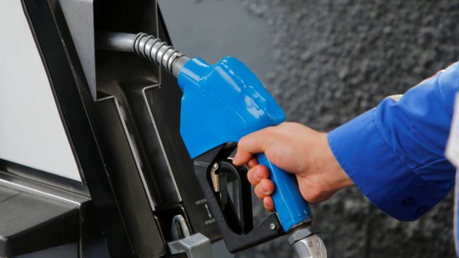   Precios de las bencinas registrarán fuerte alza esta semana 