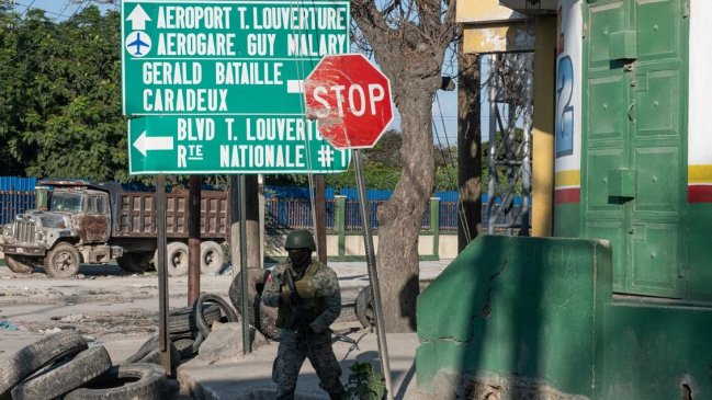  Haití: Se intensifican tiroteos alrededor del aeropuerto de Puerto Príncipe  