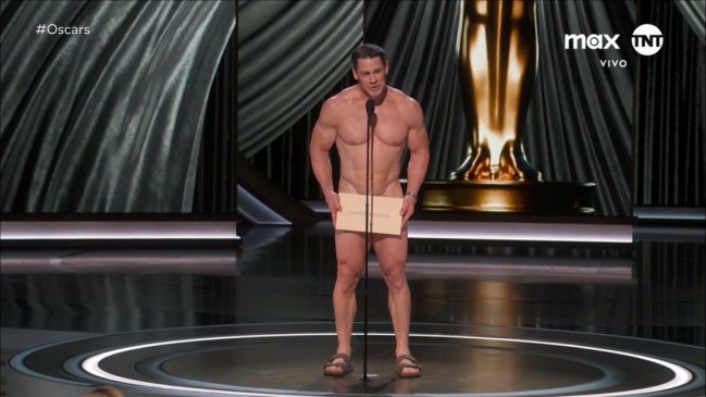  John Cena apareció desnudo en los Premios Oscar 2024  