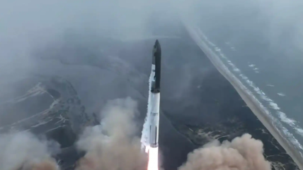   SpaceX lanzó con éxito Starship, el cohete más grande del mundo 
