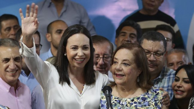   La oposición venezolana propuso a su nueva candidata presidencial ante inhabilitación de Machado 