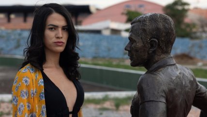   Activista brasileña llevó a la Justicia petición para retirar estatua de Dani Alves 