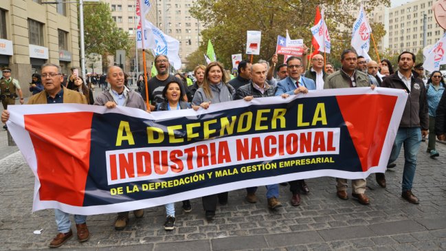   Trabajadores afirman que el futuro de Huachipato depende del Gobierno tras reunión en La Moneda 