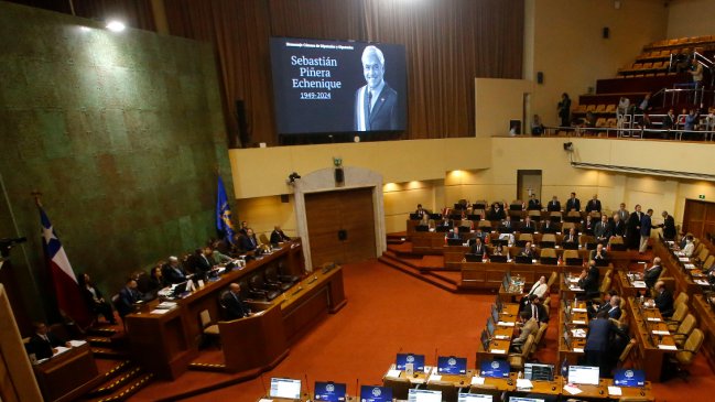  Cámara Baja rindió homenaje al expresidente Sebastián Piñera  