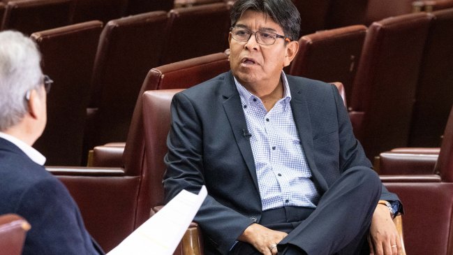   Senador Velásquez criticó instalación de los servicios locales de educación 