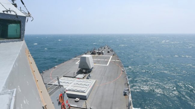  China condena el paso de un buque militar de EEUU por el estrecho de Taiwán  
