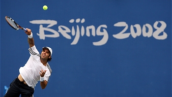   Fernando González comenzará en las últimas horas de este sábado su camino por el oro en Beijing 