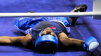   Conmoción olímpica por boxeador samoano que quedó inconsciente 