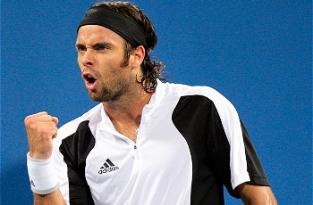   Fernando González escaló otro peldaño hacia la historia olímpica en Beijing 