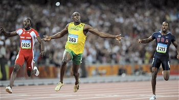   Usain Bolt irá ahora por la marca mundial de Michael Johnson en los 200 metros 