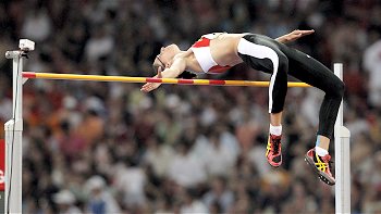   Tia Hellebaut amargó a la favorita Blanka Vlasic en el salto alto 