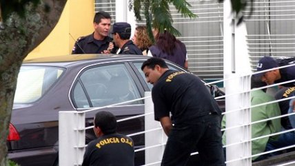   Bachelet fue increpada en Costa Rica por familia de Rocío Sariego 