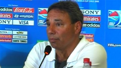 Técnico de Estados Unidos confía en que Chile cosechará éxitos a nivel del fútbol femenino