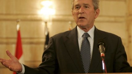 Eugenio Chahuán: Arrojar los zapatos es sinónimo de basurear