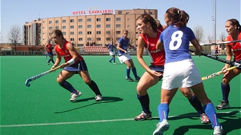 Chilenas aseguraron un cupo en el repechaje para el Mundial de hockey césped