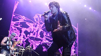 Molotov, Los Piojos y Bersuit encendieron la tercera jornada del Pepsi Fest