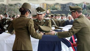 Familia conmemoró muerte del general Bernales en el Parque del Recuerdo