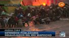 Deudores habitacionales fueron desalojados del Mapocho