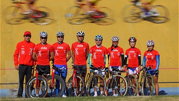   Diego Carrillo se quedó con el oro en puntuación en Panamericano de ciclismo 