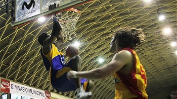 Boston College logró un importante triunfo como visitante ante D. Castro