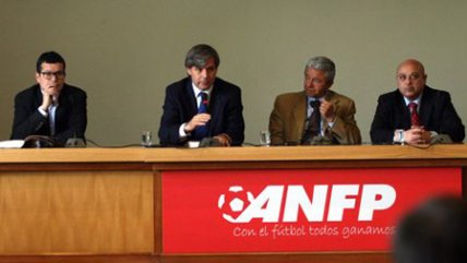 Edgardo Marín recordó a Julio Martínez en una recopilación de sus columnas