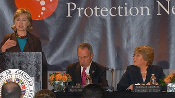   Hillary Clinton: Chile es un ejemplo de desarrollo social 