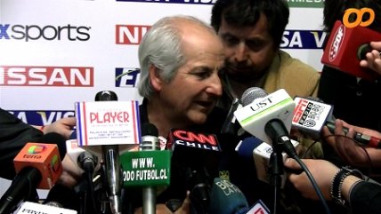 Luis Hernán Carvallo respondió a las críticas de la hinchada hispana