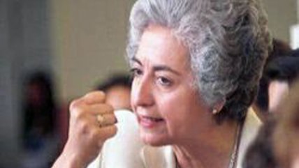 Mónica Madariaga comenta la encuesta sobre el gobierno militar