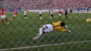 Blog de Rodrigo Astorga: Y de fútbol nadie habla