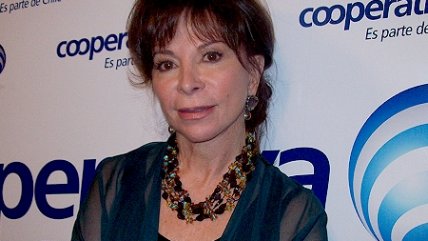   La escritora Isabel Allende y el crecimiento de Chile 