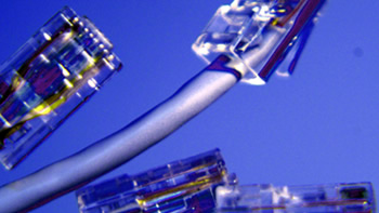 Telefónica España afirmó que le podría cobrar a Google o Yahoo! por uso de redes