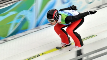 Suizo Simon Ammann se quedó con la primera medalla de oro en Vancouver
