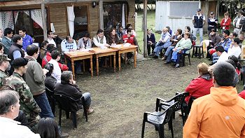 Empresarios de La Araucanía lamentaron partida de turistas por alerta en el Llaima
