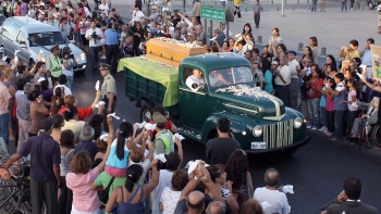 Benito Baranda: Padre Poblete logró acercar el mundo de la pobreza con el de la riqueza