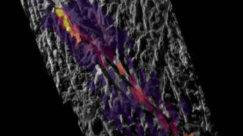   Sonda espacial reveló nuevas imágenes de una luna de Saturno 