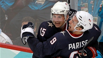 Estados Unidos y Canadá clasificaron a las semifinales del Hockey en Vancouver