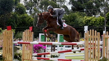   Equitador Alfonso Anguita dio a Chile el segundo oro en los Juegos Sudamericanos 