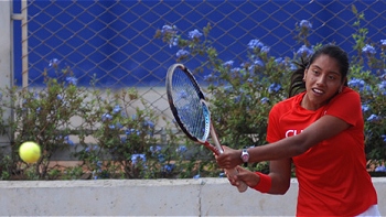   Tenistas chilenos irán por los cuartos de final individuales en Medellín 