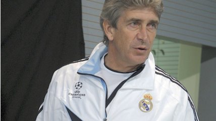 Manuel Pellegrini sostuvo que el "clásico" entre Real Madrid y FC Barcelona no definirá la Liga Española