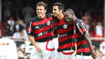 Flamengo accedió a la final del Torneo Carioca tras superar a Vasco da Gama