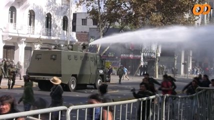   Con enfrentamientos terminó el acto de la CUT por el 1 de mayo 