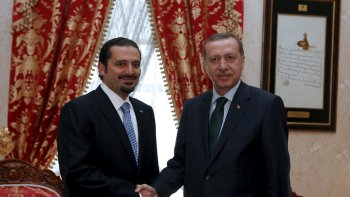   Primer ministro turco llegó a Chile tras suspender visita a Argentina 