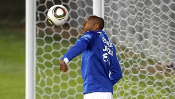 Hondureño Wilson Palacios recibió el alta médica y puede debutar ante Chile