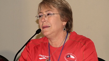 Bachelet le deseó suerte a la selección: 