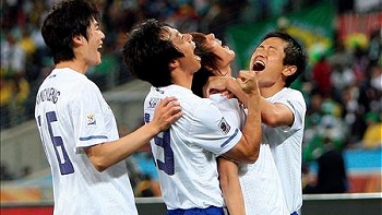 Corea del Sur sufrió hasta el final para sacar pasajes a los octavos de final de la Copa del Mundo