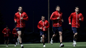 Chile viaja a Johannesburgo sin luces sobre su formación