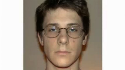 Un artista se tomó fotos a la cara durante 12 años